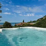 Venezia View Jacuzzi فيلة *