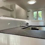 فيلة Venezia View Jacuzzi غارْدا