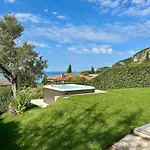Venezia View Jacuzzi فيلة غارْدا